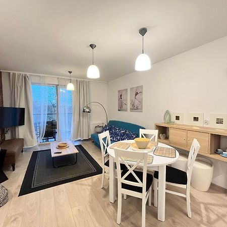 Lazurowy Apartament Kołobrzeg Exterior foto